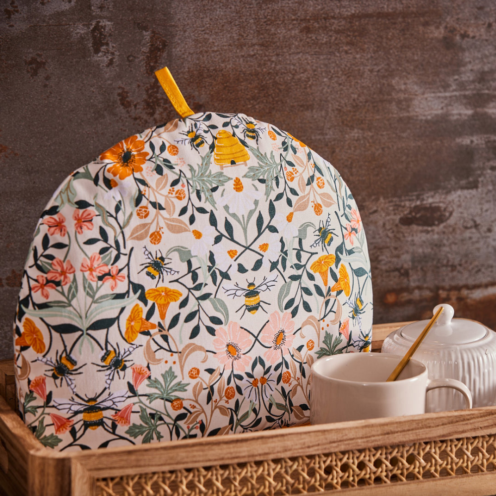 Bee Bloom Tea Cosy - The Gift & Art Gallery