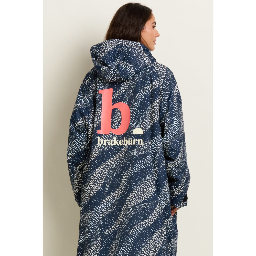 Flowing Dote Chinook Changing Robe - The Gift & Art Gallery