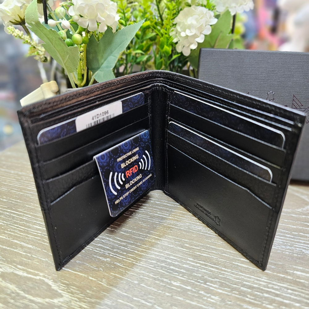 Millar Range Black Wallet