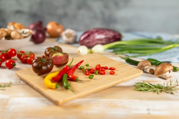 KUHN RIKON banboo cutting board small