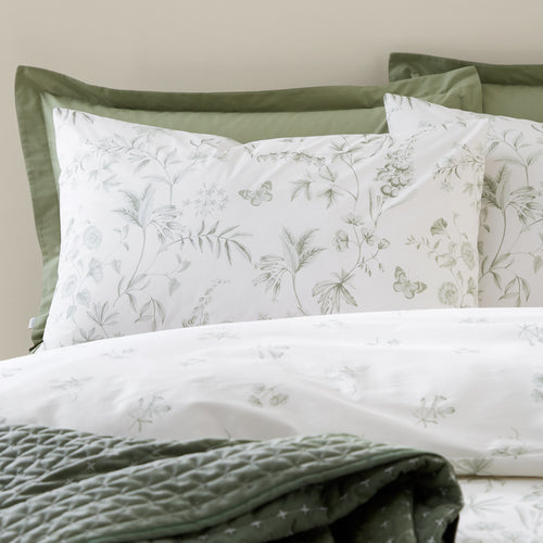 Thea Floral Green Quilt Set