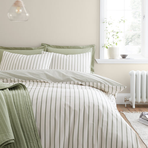Hampton Stripe Green Quilt Set
