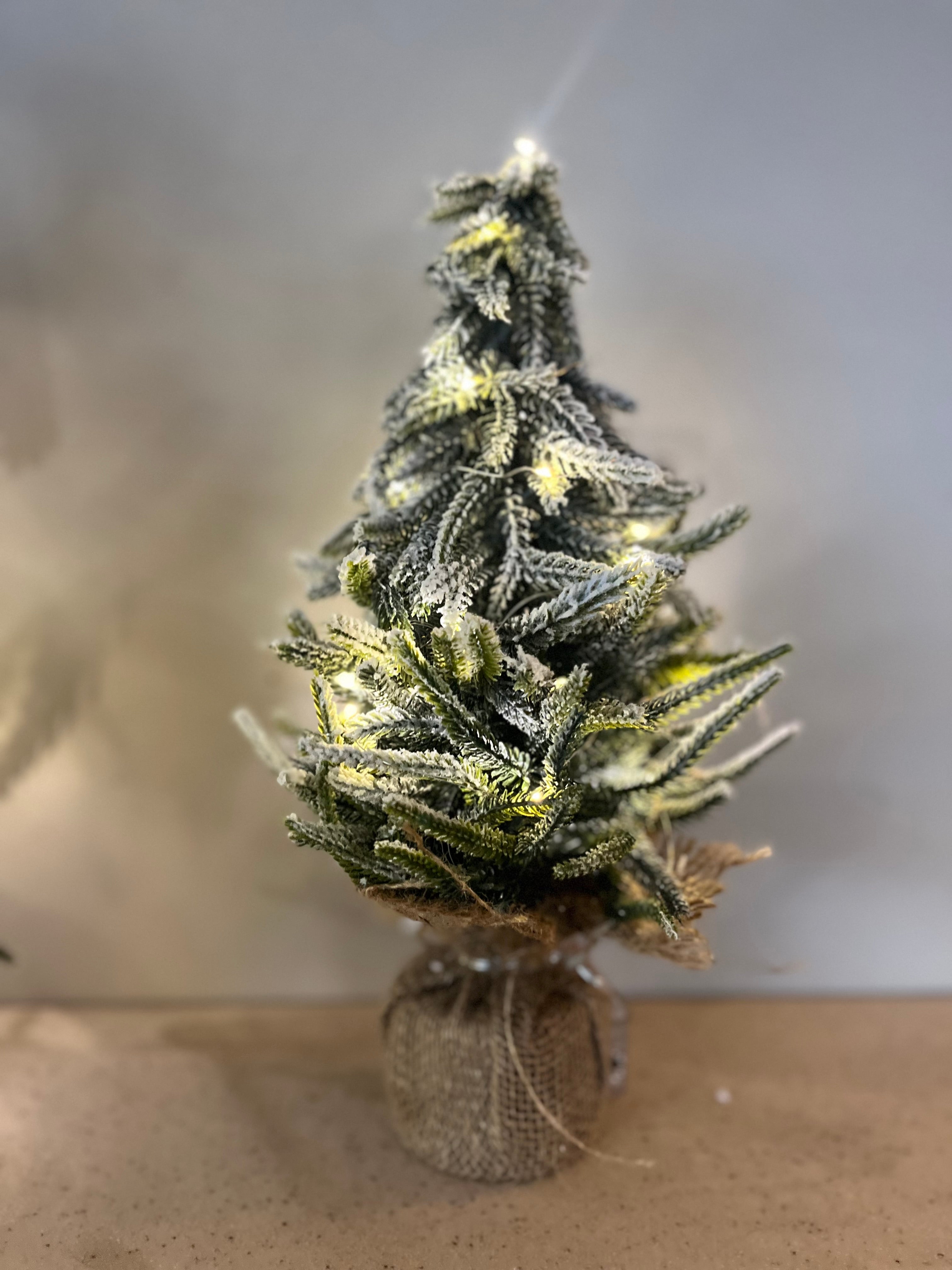 Led Christmas Tree in Sack Flocked 35CM