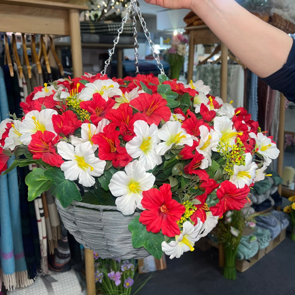 Hanging Basket, Red - The Gift & Art Gallery
