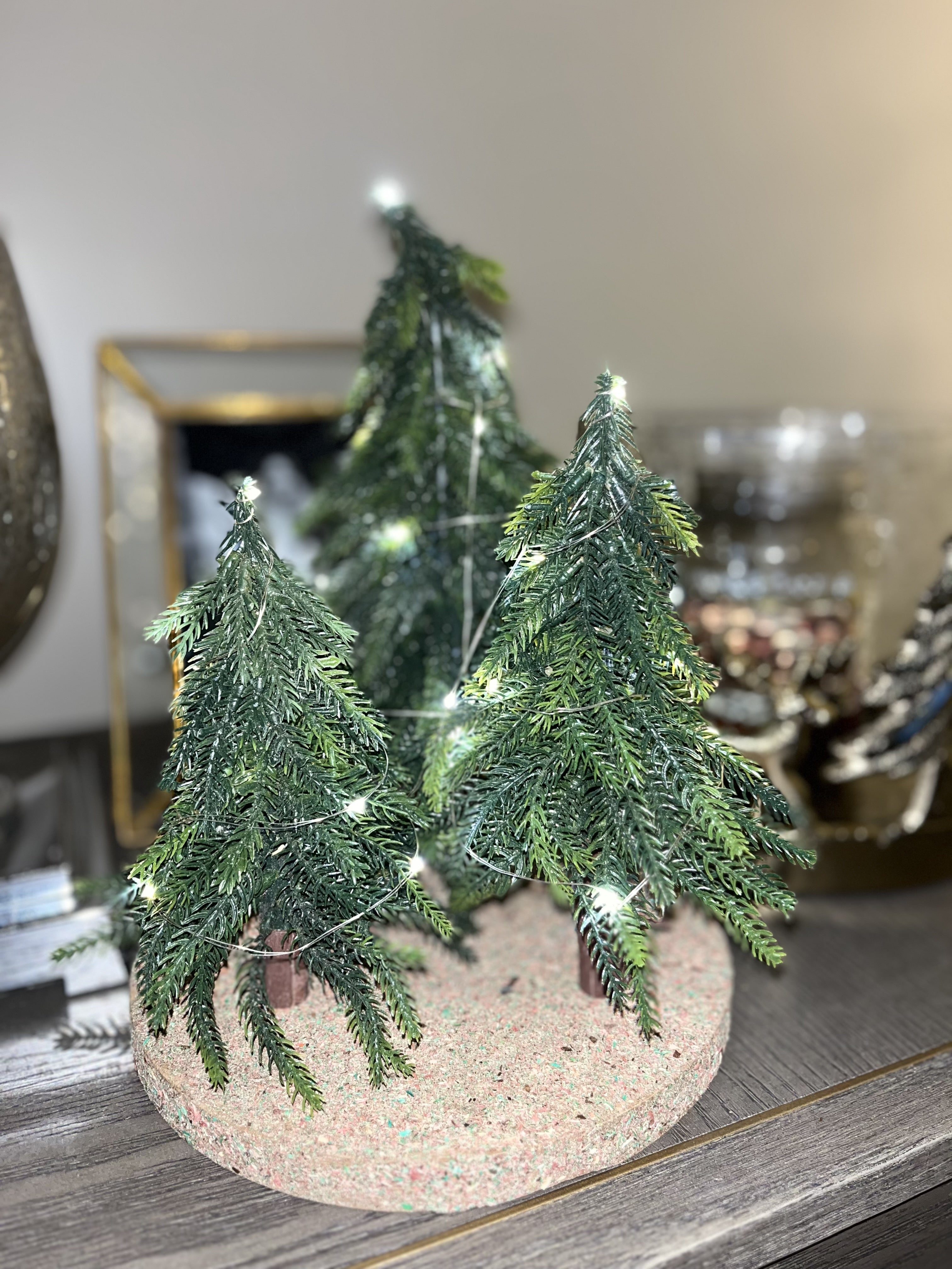 LED CHRISTMAS TREES W/TIMER ROUND GREEN