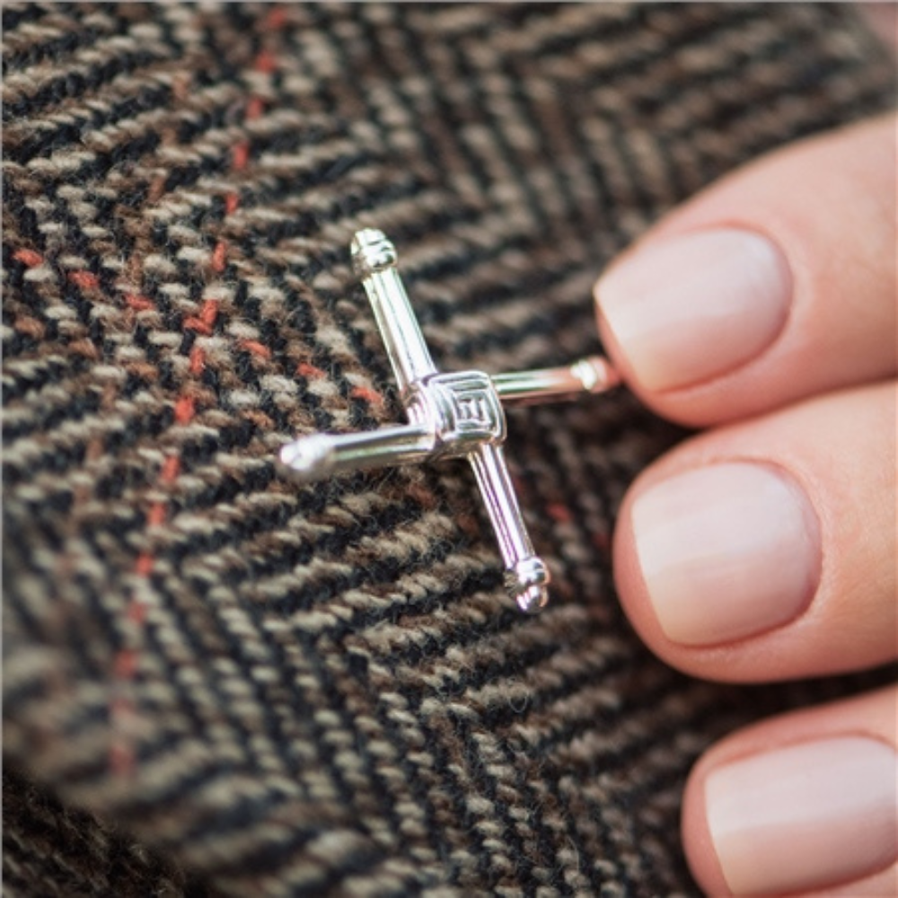 St Brigid's Cross Pin - The Gift & Art Gallery