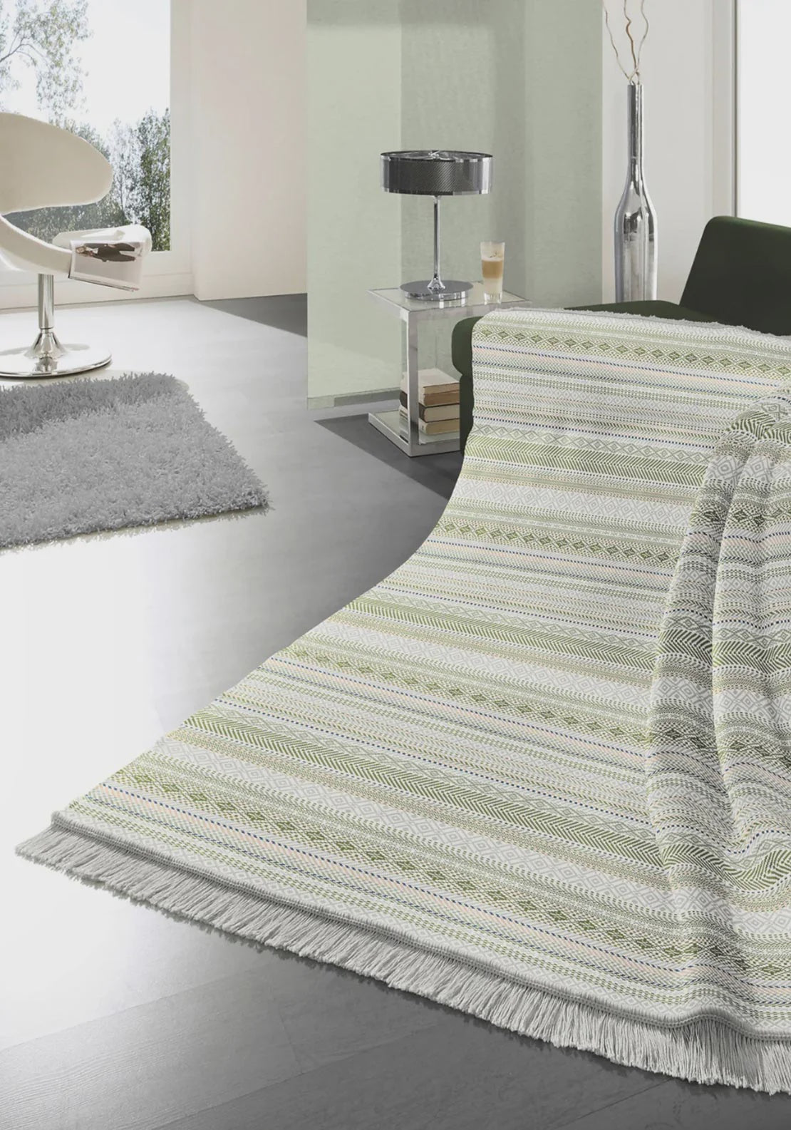 Kian Green Throw