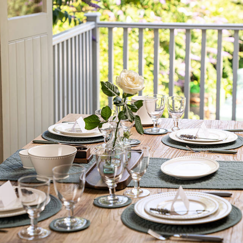 Signature Collection Dinnerware Set, White, 16 Piece - The Gift & Art Gallery