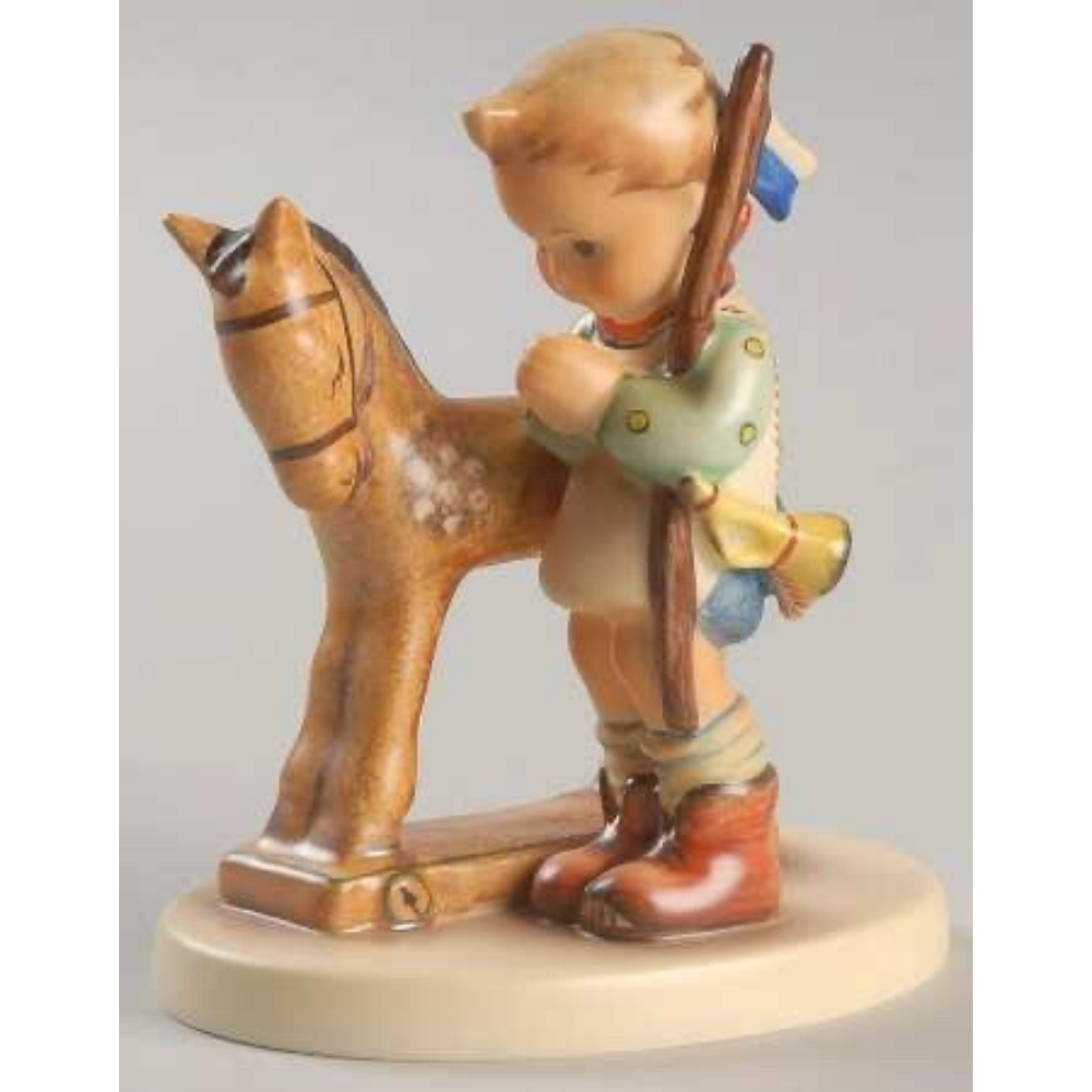 Prayer Before Battle Figurine - The Gift & Art Gallery