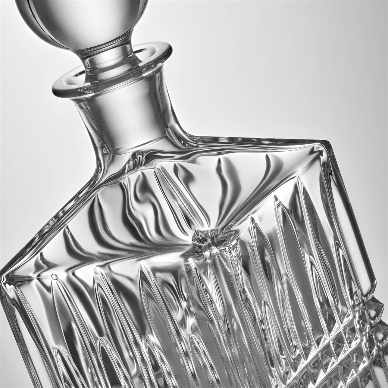 Lismore Decanter Sq 700ml