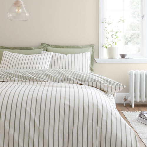 Hampton Stripe Green Quilt Set