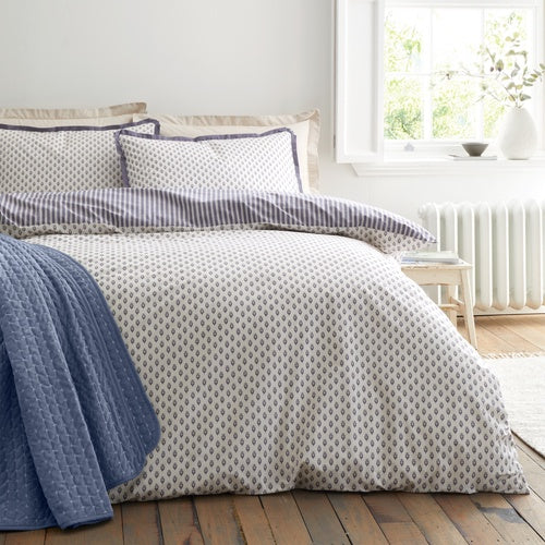 Amelie Blue Quilt Set