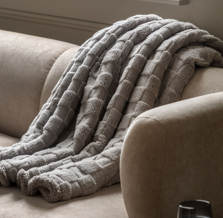 Oakley Checked Sherpa Throw Grey, 140x180cm