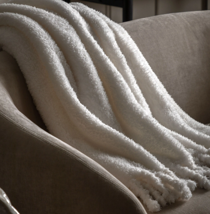 Plain Fringe Teddy Throw Natural, 130x170cm