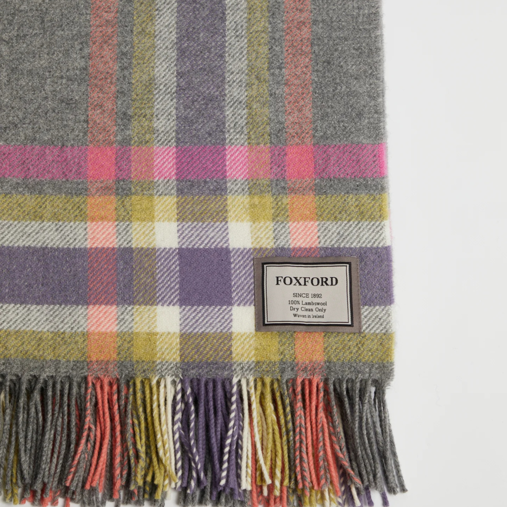 Fiadh Lambswool Throw