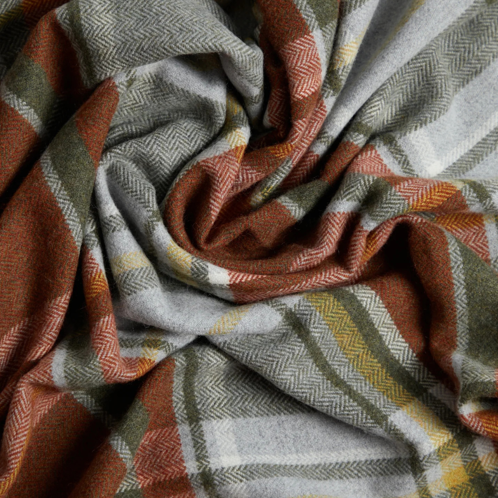 Óige Lambswool Throw