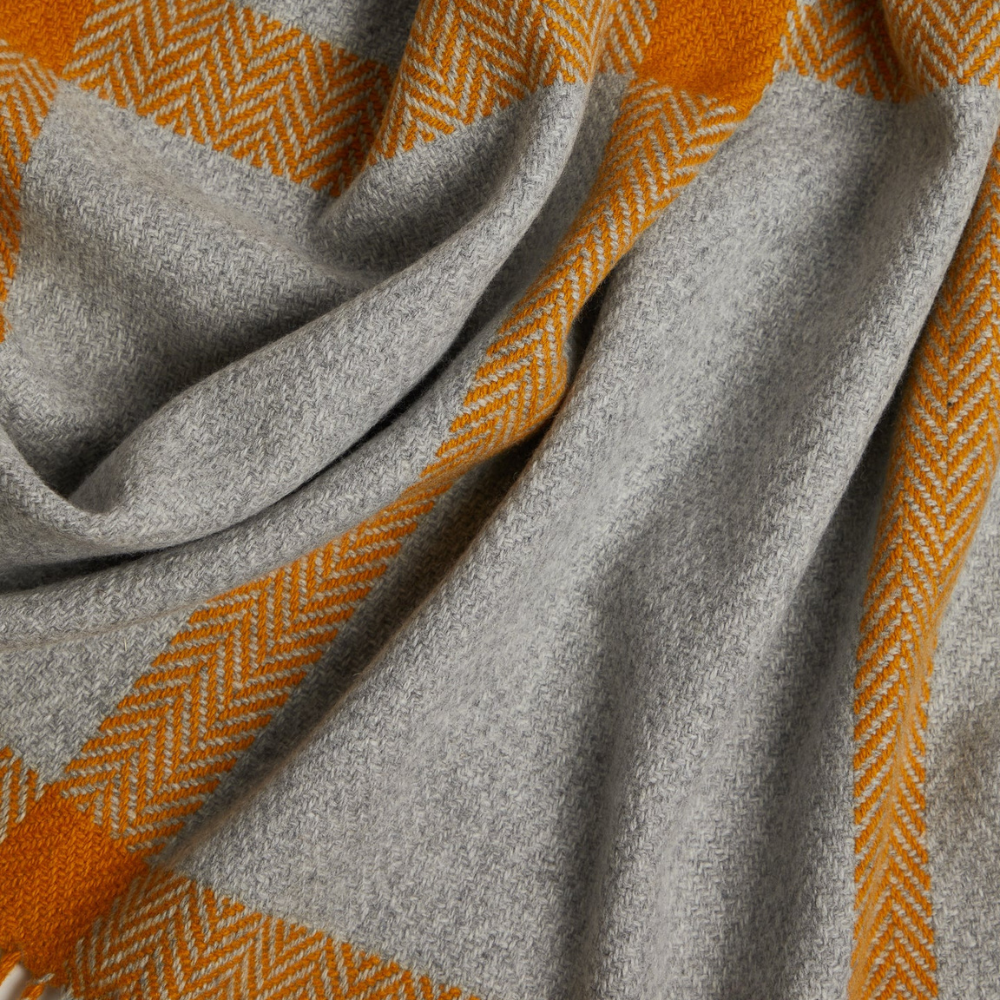 Derek Cashmere & Lambswool Throw