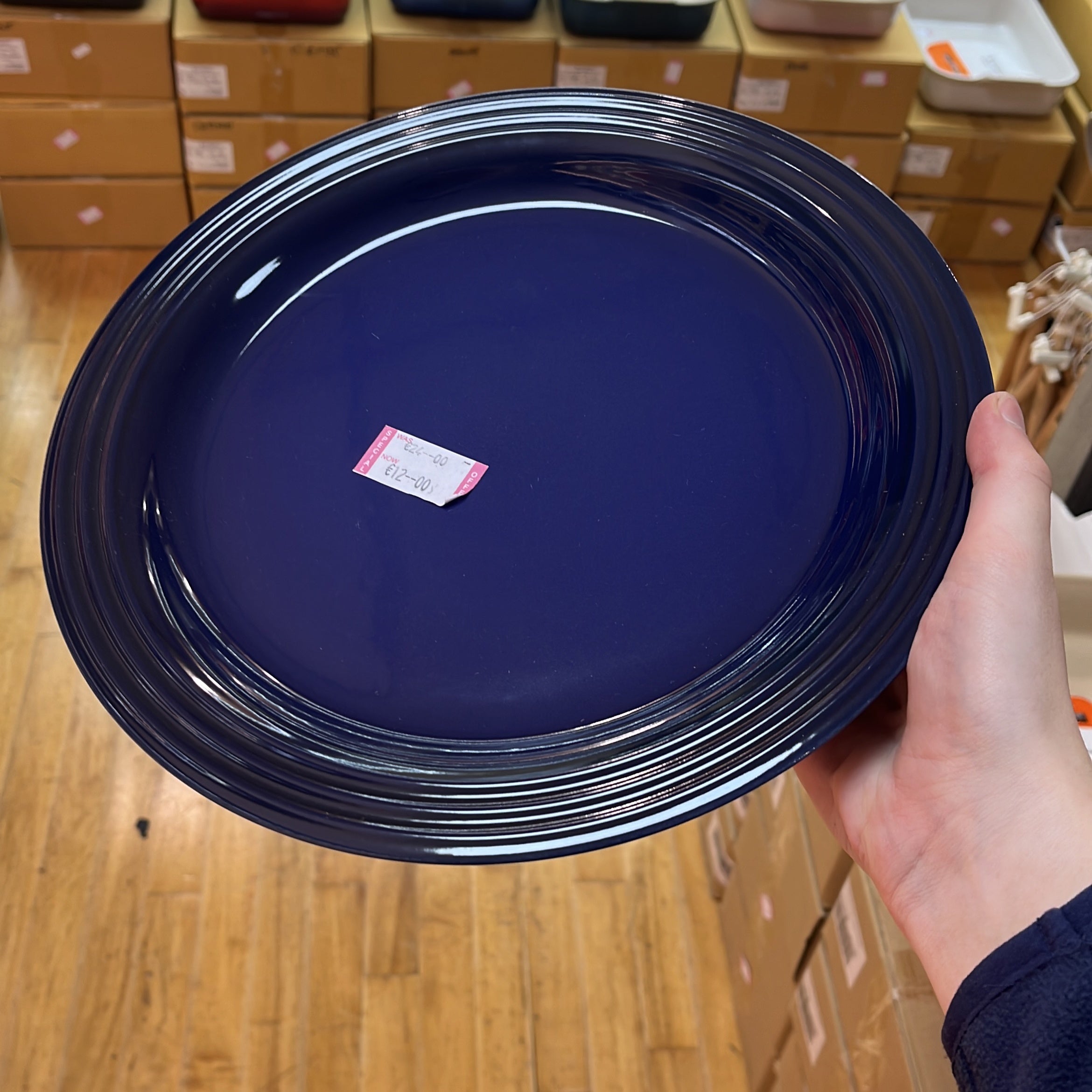 le creuset dinner plate indigo