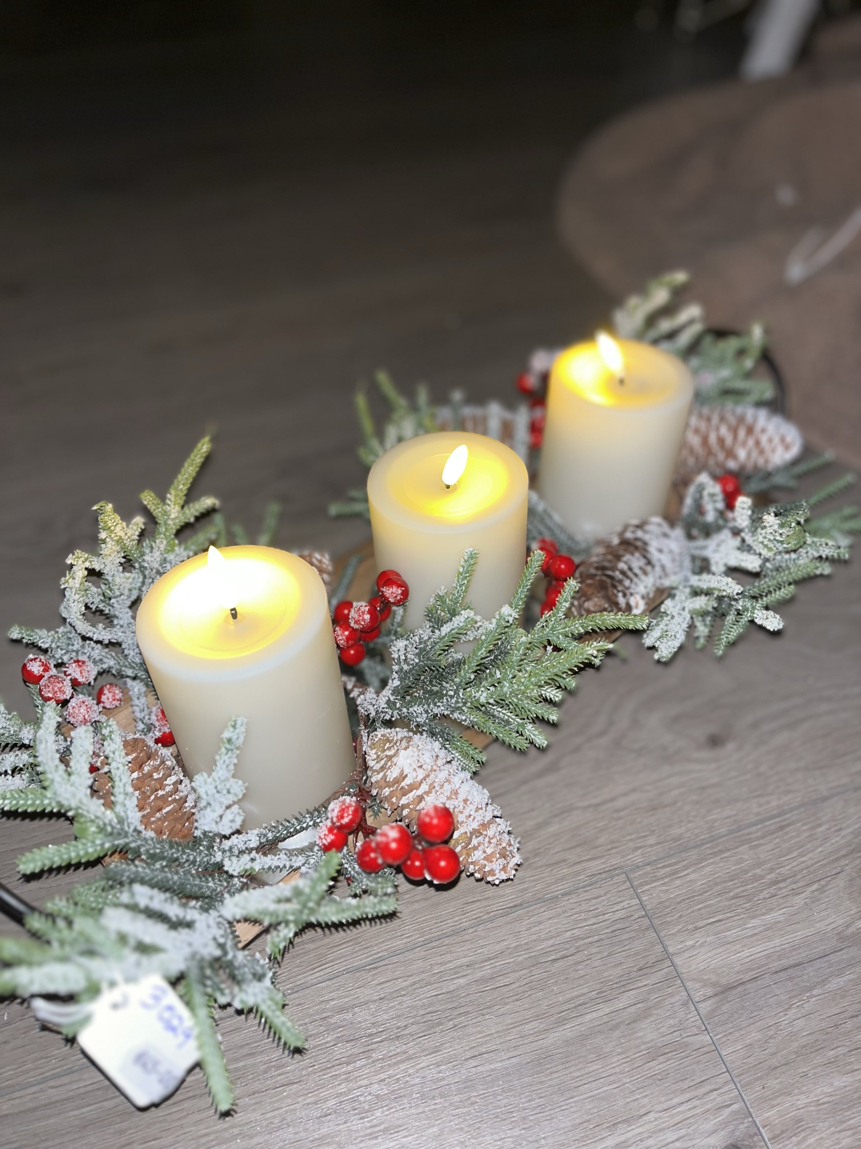 Autumn into Christmas Centrepiece