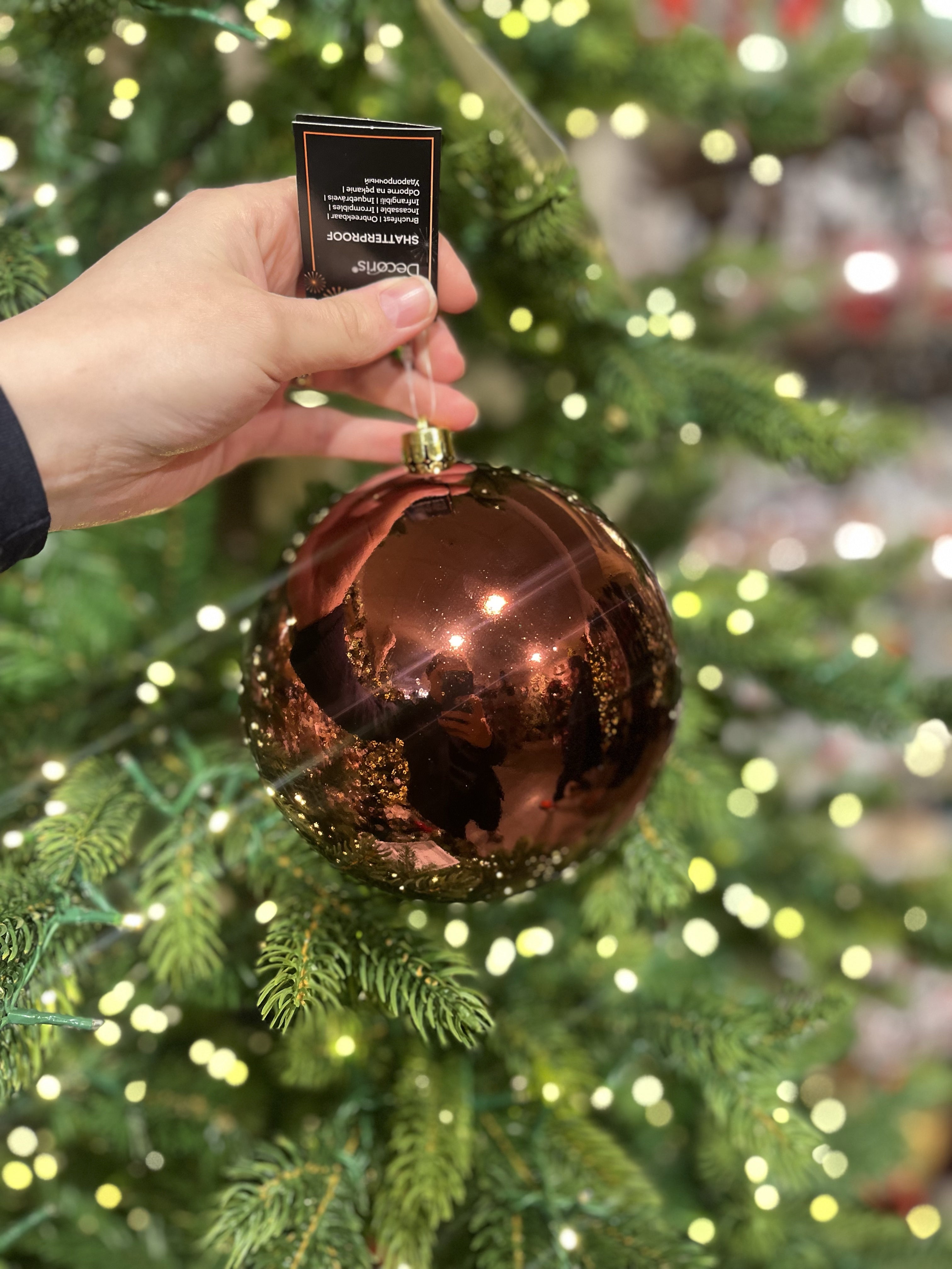 Maroon Shiny Bauble 14cm