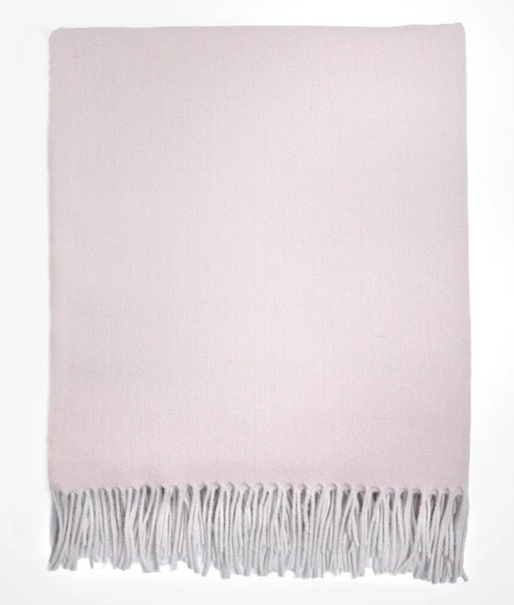 Cobh L/W Throw, Silver/ Pink Gin