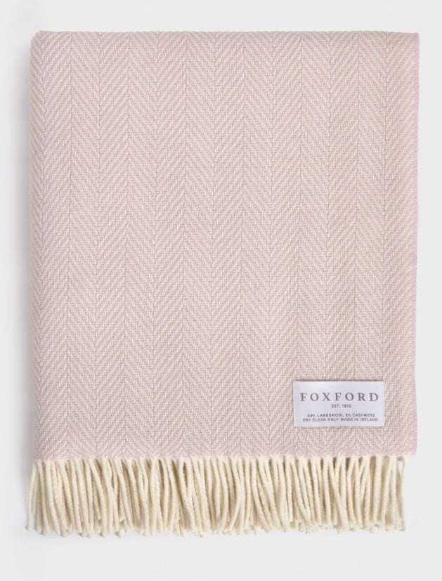 MOLLY W/C H/B THROW  (wh/whisper pink)