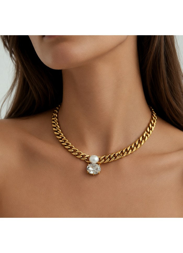 Holl Pearl & Clear Stone Necklace