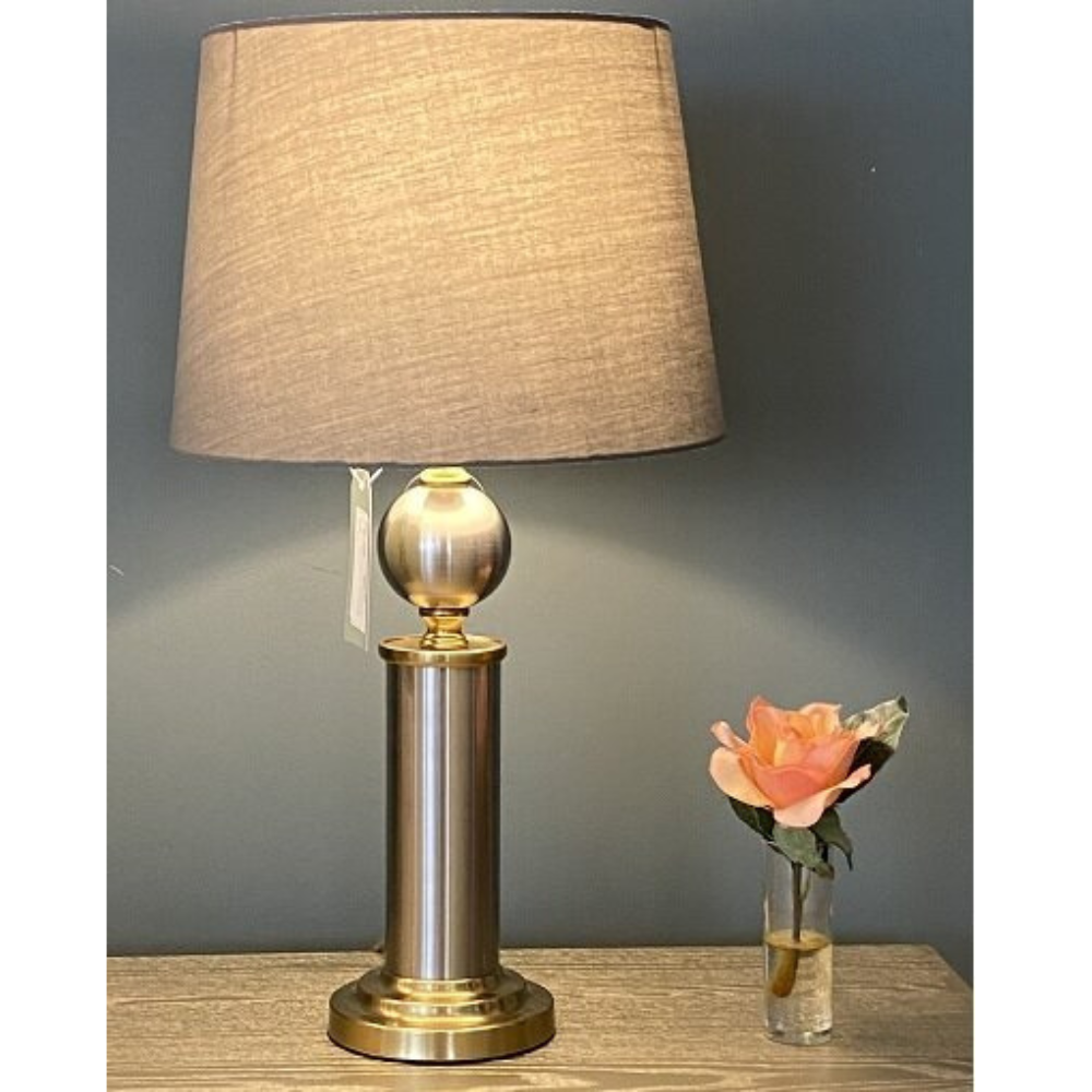 Metal/Gold Table Lamp