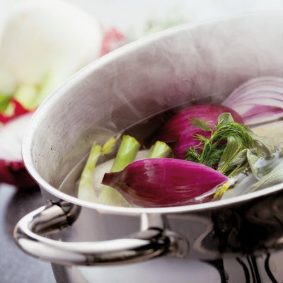 1000 5 Piece Deep Saucepan Set