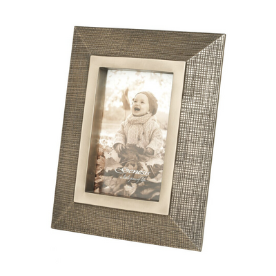 olivia photo frame, genesis