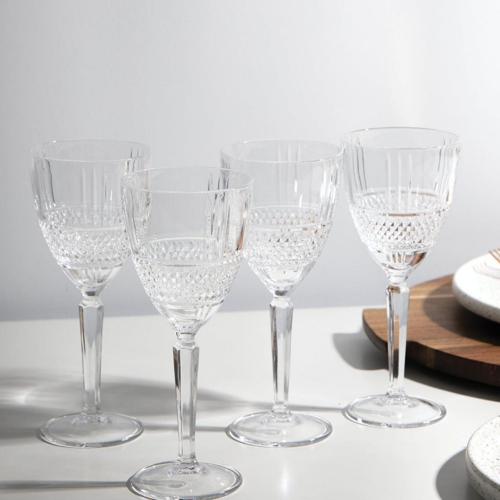Verona Set of Four White Wine Glasses