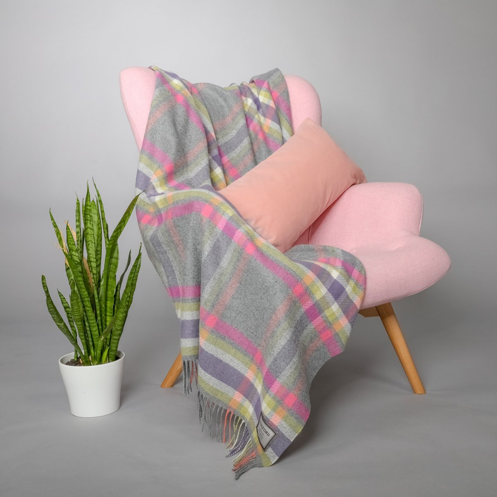 Fiadh Throw